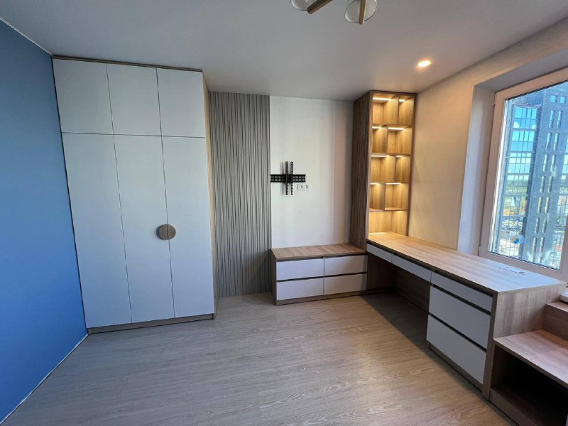 Детская с рабочей зоной и подсветкой